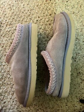 UGG Tasman Slippers in Lavender